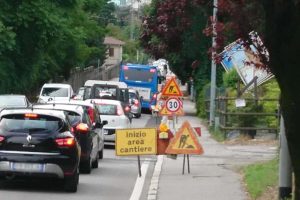 Ingorgo-muggiò-via-canturinajpg (3)