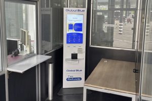 Kiosk Ponte Chiasso_Global Blue_Autostrada 2