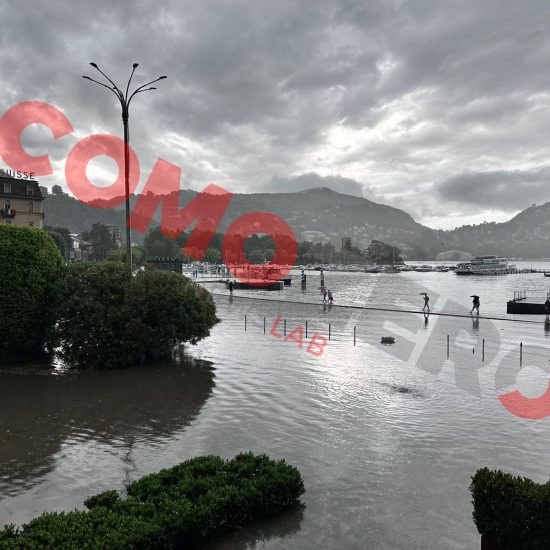 Lago-Esondazione-Piazza-Cavour (111)