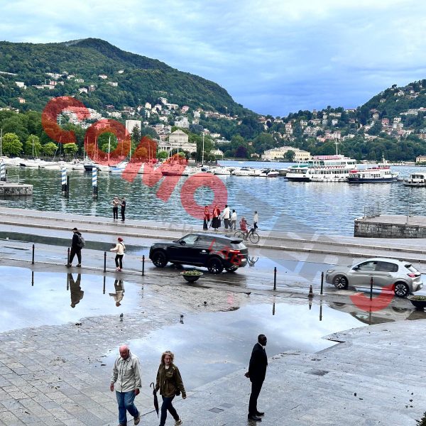 Lungolago-Piazza-Cavour-Allagata-Traffico-Ripristinato