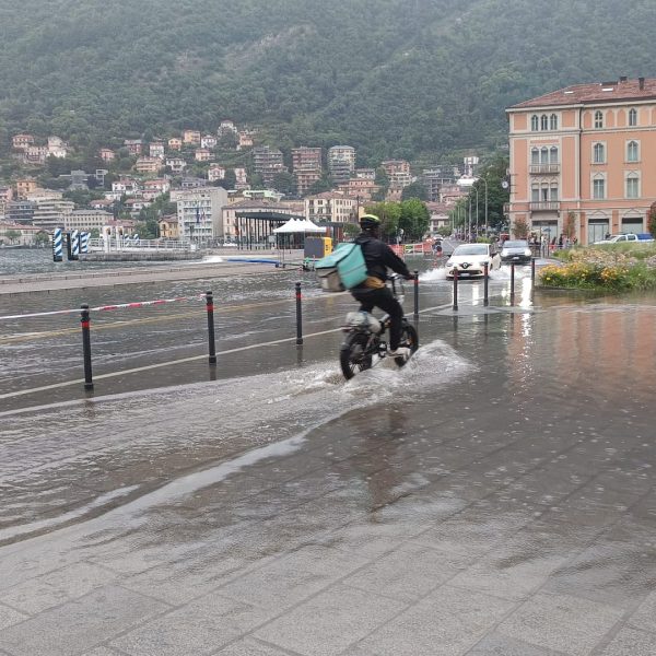 Lungolago-Piazza-Cavour-Esodazione-Paratie-Tombini (3)