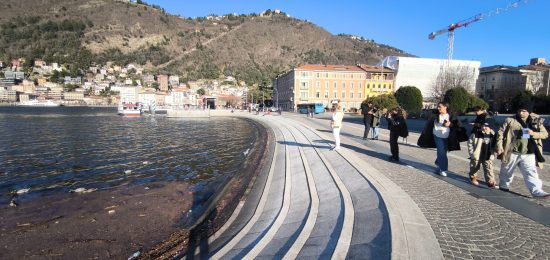 Lungolago-Piazza-Cavour-Paratie-Scivolo-Nautico (4)