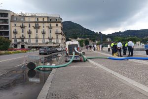 Lungolago-piazza-Cavour-idrovore (1)