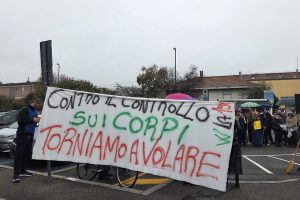 Manifestazione Cantù 3