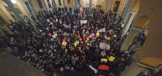Manifestazione-Famiglie-Chiusura-Scuole-Comune (4)