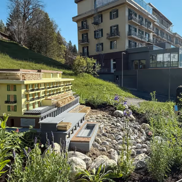 Märchenhotel Braunwald, Bienenhotel