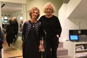 Monica_Tagliabue_Annamaria_Croci_Croci_Negozio_Orizzontale