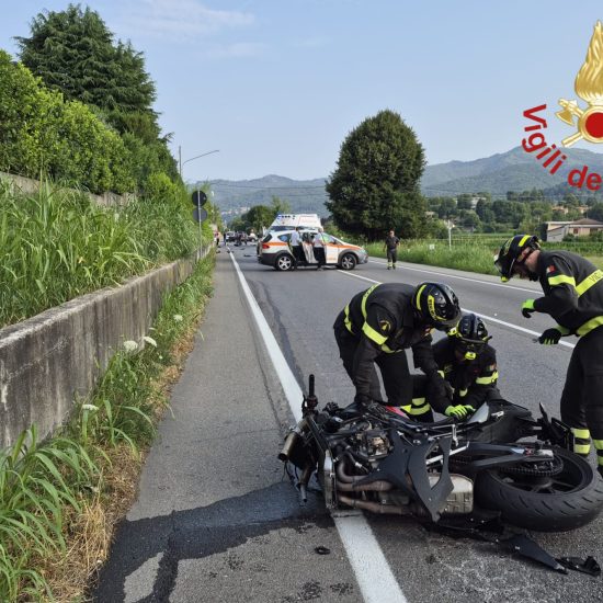 Montorfano-Briantea-Morto-Motociclista-Vigili-del-Fuoco