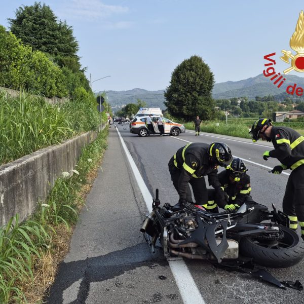 Montorfano-Briantea-Morto-Motociclista-Vigili-del-Fuoco