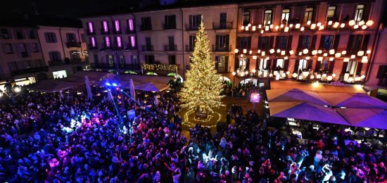 Natale-2025-Albero-Luci-Proiezioni (11)