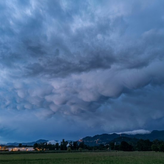 Nubi-Nube-Mammatus-Albate-222