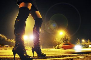 prostituta sulla strada del comasco   ph: Carlo Pozzoni