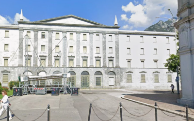 Piazza-Garibaldi-Lecco-Deutsche-Bank