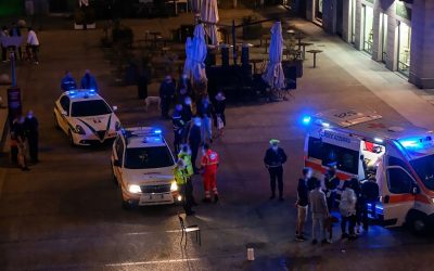 Polizia-Locale-Stato-Piazza-Volta-118-Ambulanza(6)