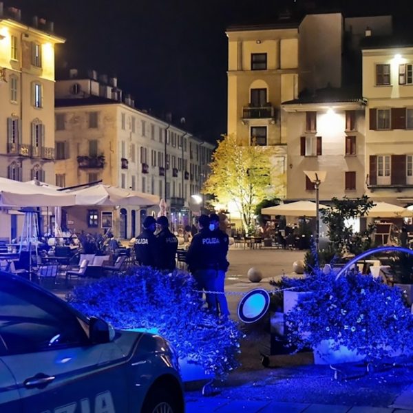 Polizia-Locale-Stato-Piazza-Volta (3)