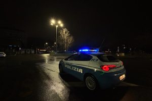 Polizia-di-Stato-notte