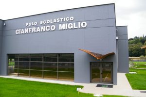 Polo_scolastico_Gianfranco_Miglio_-_Adro_(Foto_Luca_Giarelli)