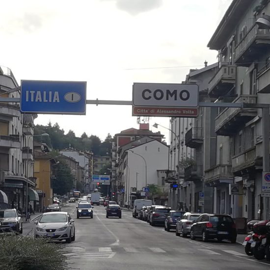 Ponte-Chiasso-Confine-Dogana-Italia-Svizzera