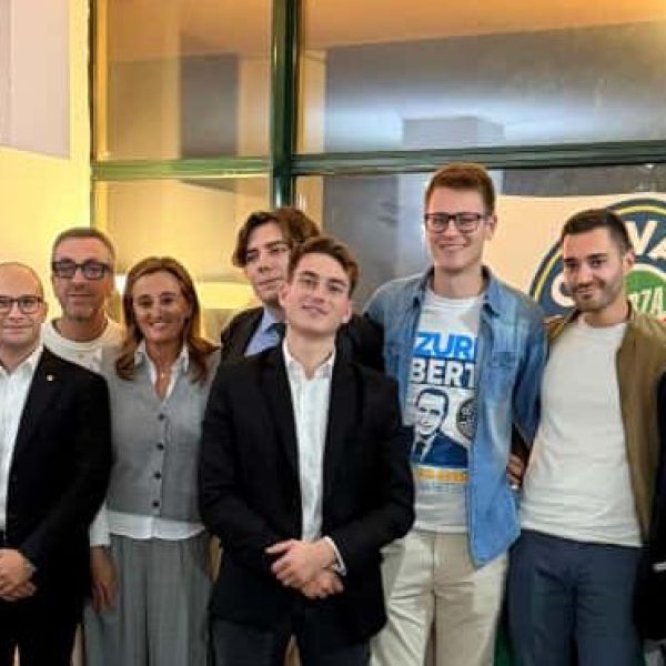 Presentazione Forza Italia Giovani Como a Longone al Segrino