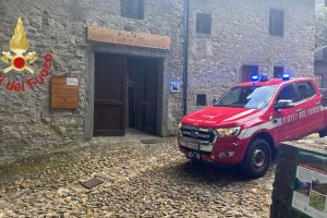 Prim-Alpe-Canzo-Vigili-Del-Fuoco