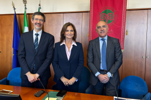 Prorettore-UmbertoPiarulli_Rettrice-MariaPierro_DirettoreGenerale-AntonioRomeo