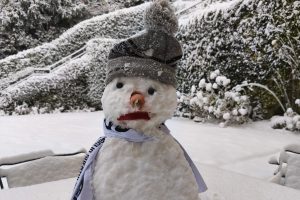 Pupazzo-Neve-Brunate-1