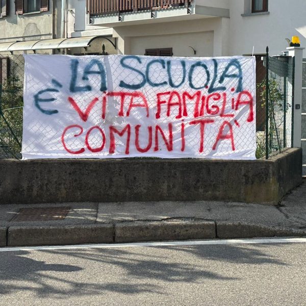 Scuola-Socco-Fino-Mornasco-Striscioni-1 (4)
