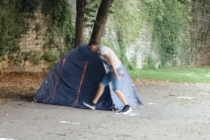 Tenda-Viale-Varese-1