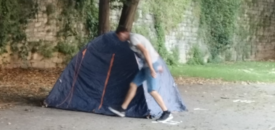 Tenda-Viale-Varese-1