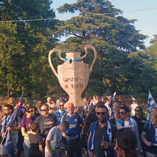 Tifosi-Como-Festa-Champions-Como-1907-Stadio-Sinigaglia-2222