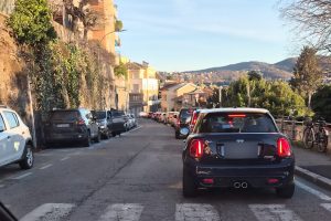 Traffico-Lariana-Via-Torno (3)