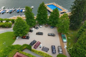 VDE Style One Lake One Car, view (1)