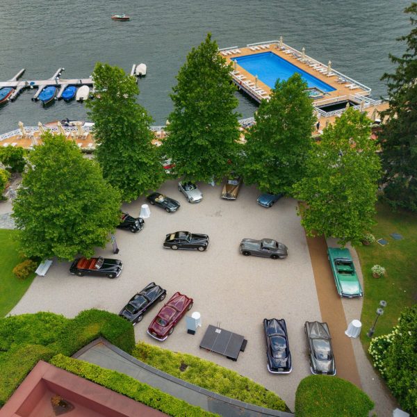 VDE Style One Lake One Car, view (1)