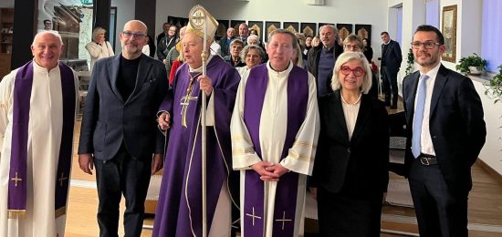 Vescovo-Cardinale-Oscar-Cantoni-Messa-Natale-Sant-Anna-Asst-Lariana