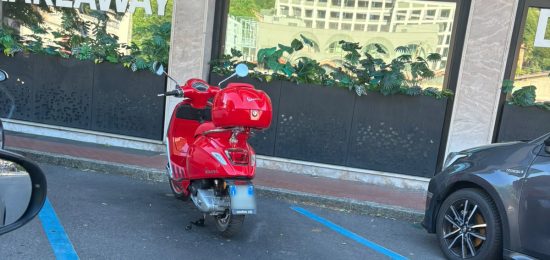 Vespa-Posto-Auto-2