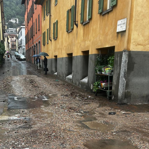 Via-Maurizio-Monti-Detriti-Temporale-1
