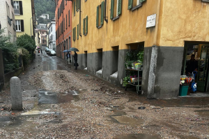 Via-Maurizio-Monti-Detriti-Temporale-1