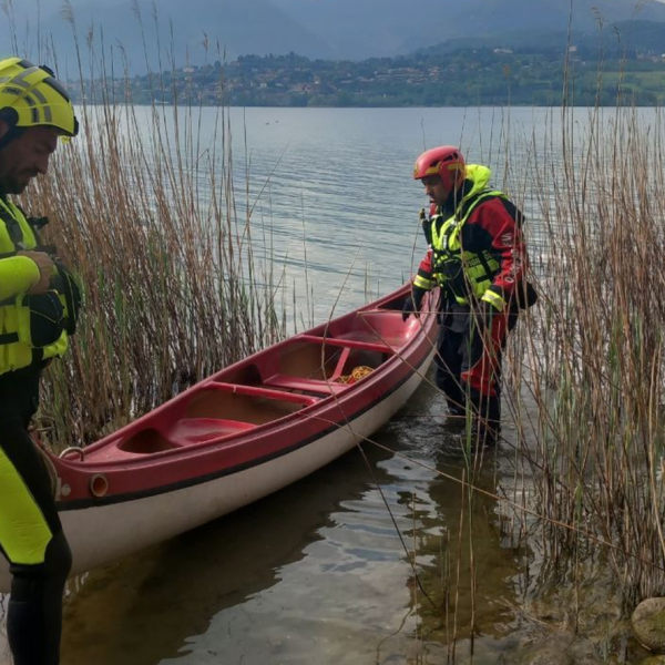 Vigili-Del-Fuoco-Pusiano-Bosisio-Pedalò (2)