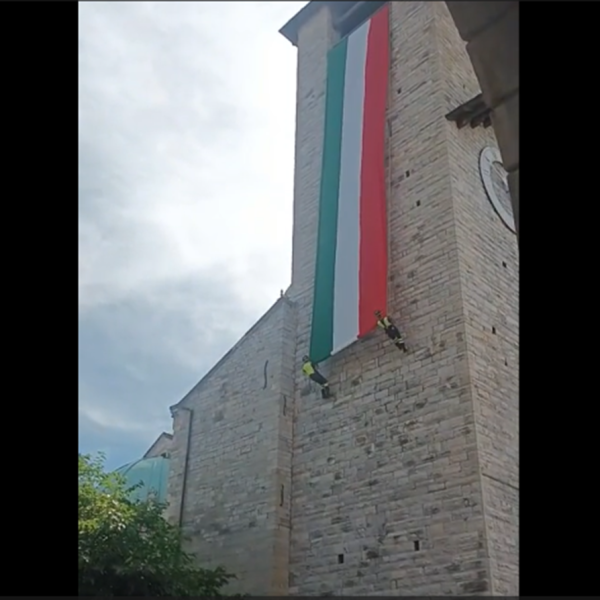 Vigili-Fuoco-Tricolore-Duomo