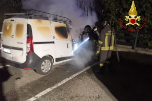 incendio furgone casnate