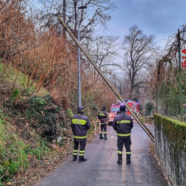 albate-palo-vigili-fuoco