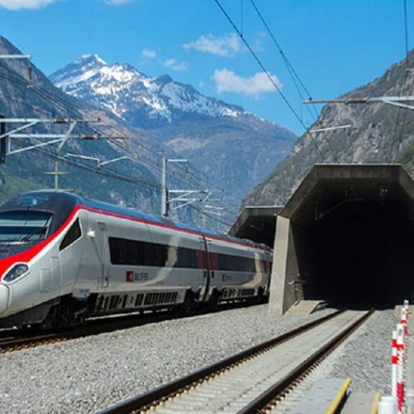 alptransit-svizzera-treno-treni-1-1024x574