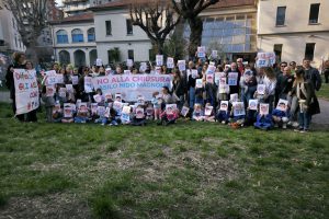 asilo-nido-magnolia-genitori-famiglie-bambini-striscioni-33