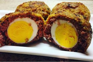 assessore-in-cucina-Uova-alla-Scozzese-di Lorraine-Pascale-1