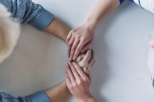 assistenza-donne-mani