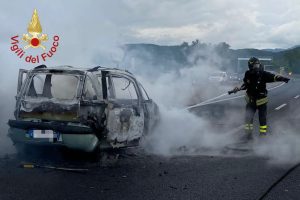 auto bruciata 2