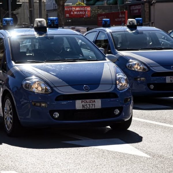 auto polizia