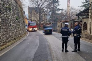 auto ribaltata torno 2w
