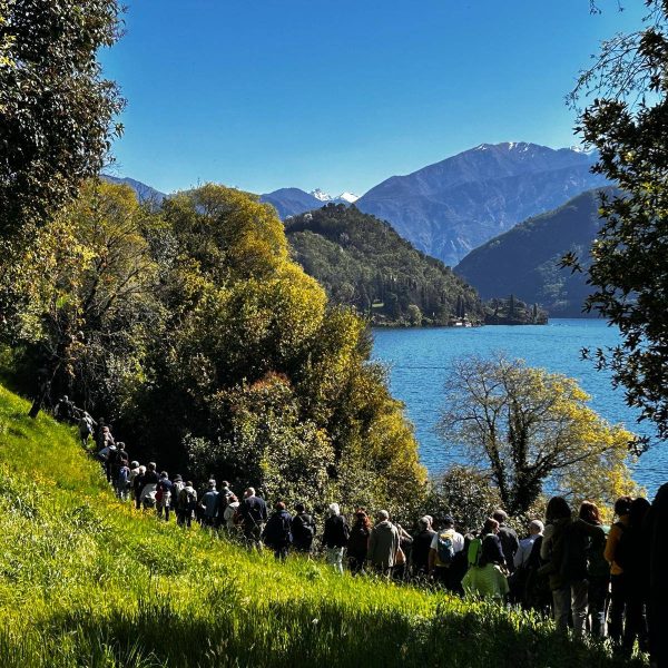 battellata hitchcock Lake como Walking Festival 2025