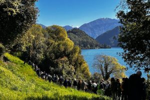 battellata hitchcock Lake como Walking Festival 2025